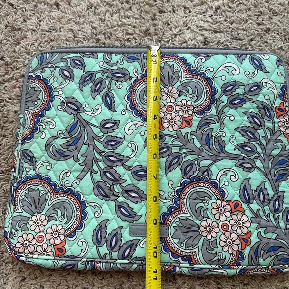 Vera Bradley Quilted Floral Computer Case - Picture 3 of 5